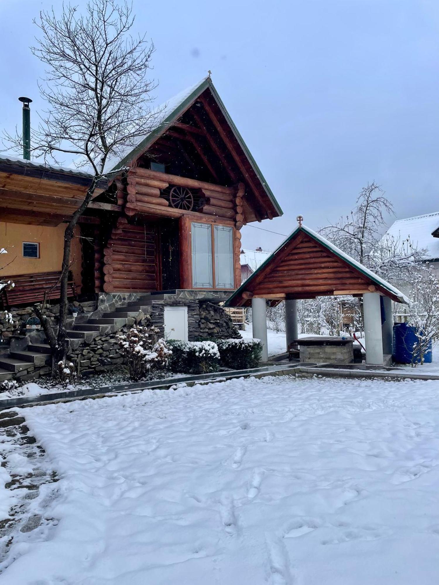 Садиба Between Mountains Mizhhirya  Exterior photo